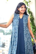 Nitya Jacket Set 3d
