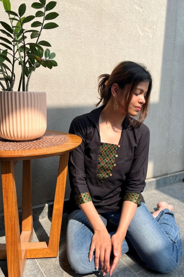 Charvi Top - Black Mashru, M
